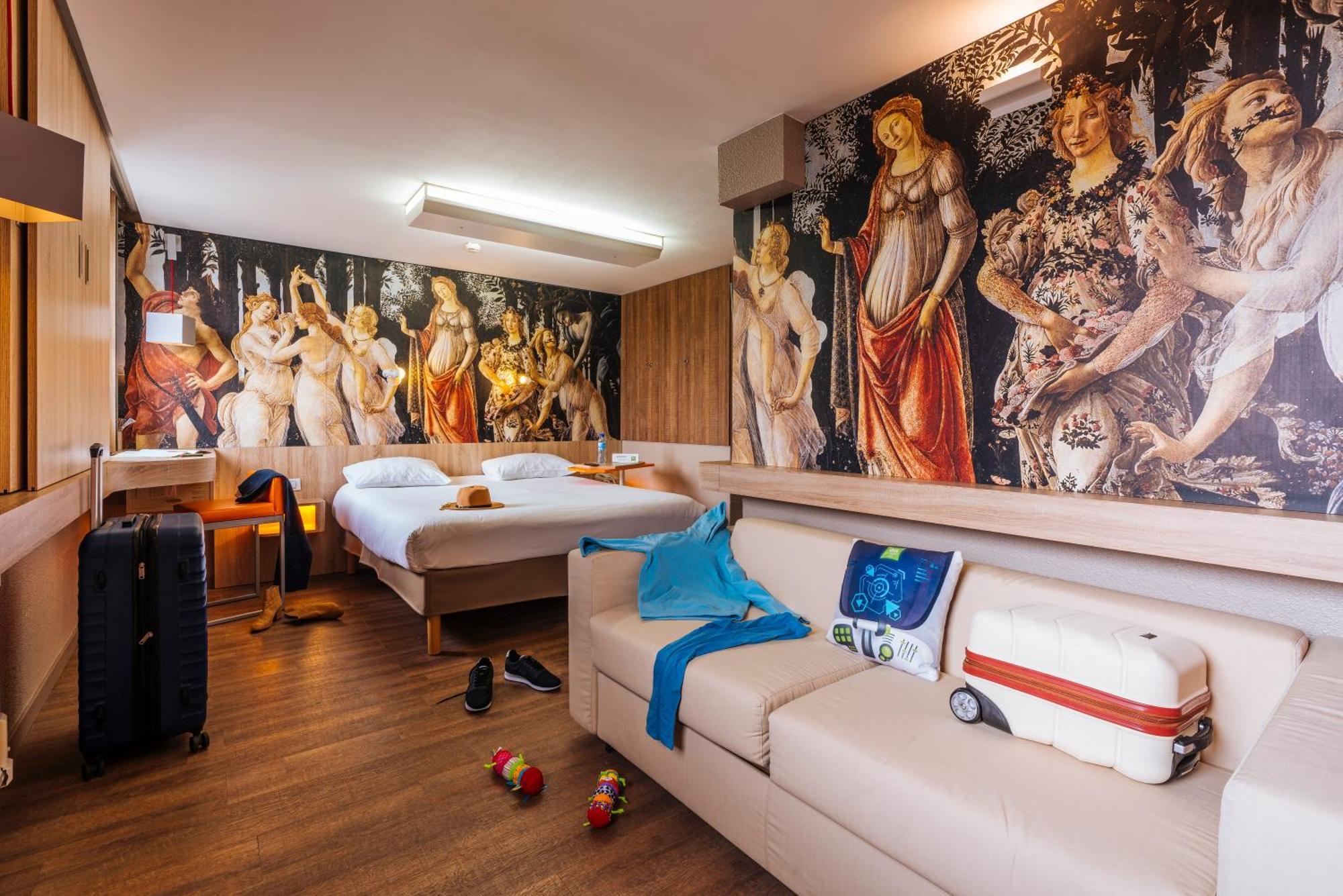 Отель Ibis Styles Lille Marcq En Baroeul Экстерьер фото