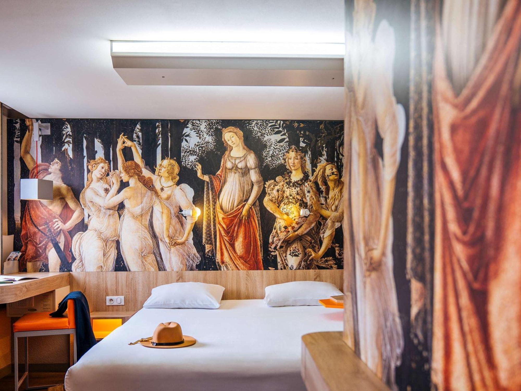 Отель Ibis Styles Lille Marcq En Baroeul Экстерьер фото