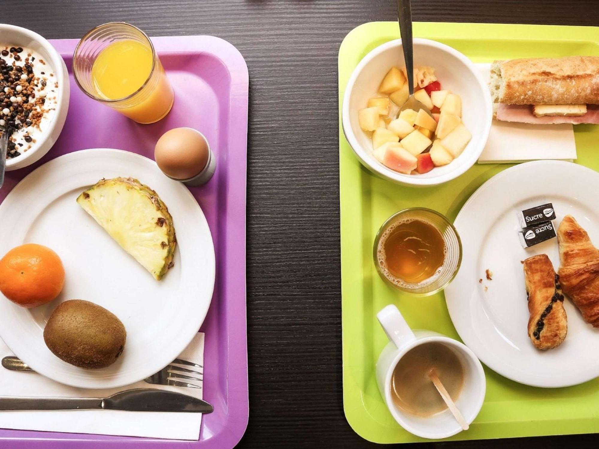 Отель Ibis Styles Lille Marcq En Baroeul Экстерьер фото