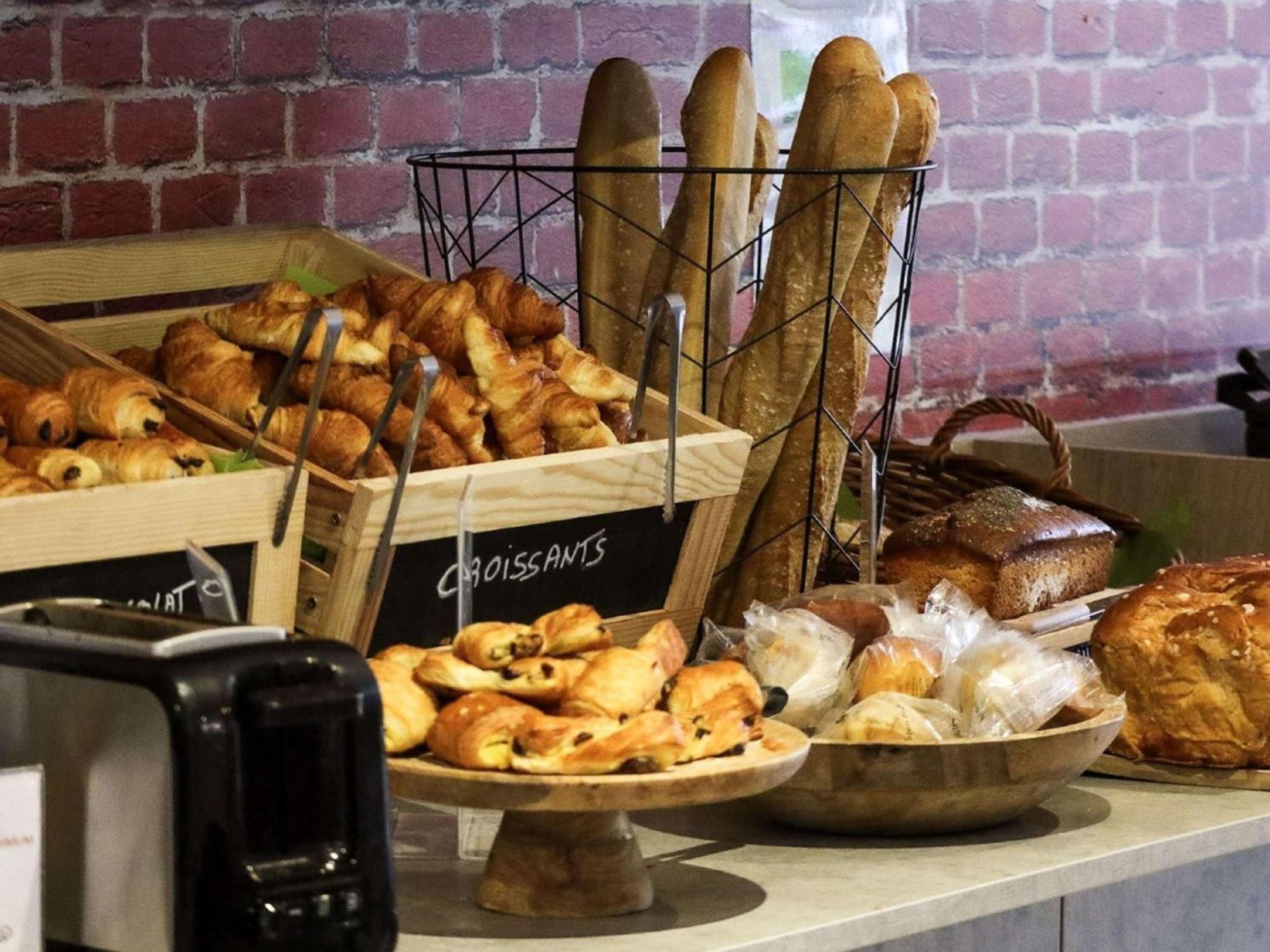 Отель Ibis Styles Lille Marcq En Baroeul Экстерьер фото