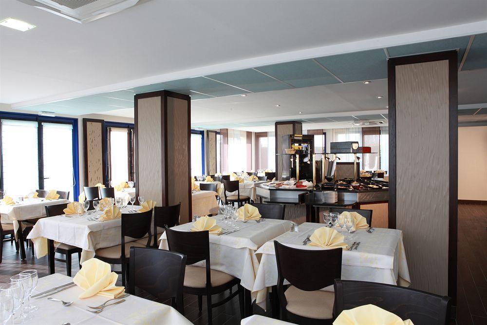 Отель Ibis Styles Lille Marcq En Baroeul Ресторан фото